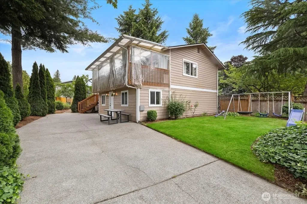 14303 102nd Avenue NE Kirkland WA 98034
