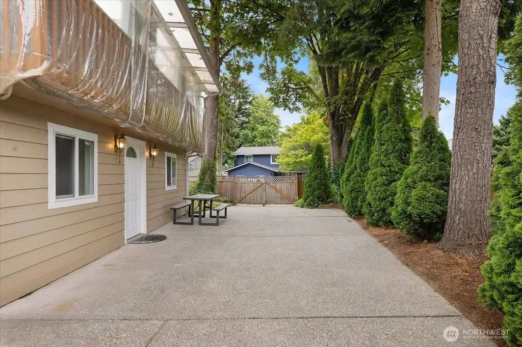 14303 102nd Avenue NE Kirkland WA 98034