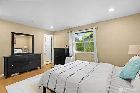 14303 102nd Avenue NE Kirkland WA 98034