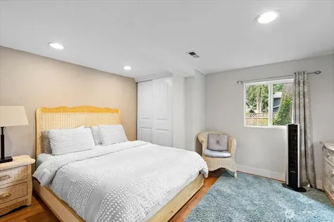 14303 102nd Avenue NE Kirkland WA 98034