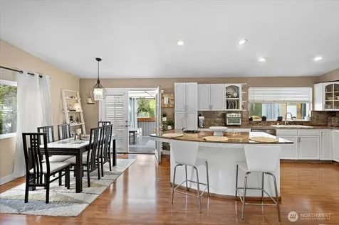 14303 102nd Avenue NE Kirkland WA 98034