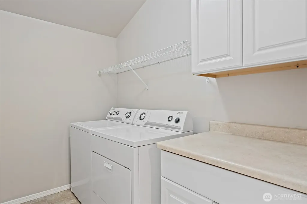 11710 Greenwood Avenue N Seattle WA 98133