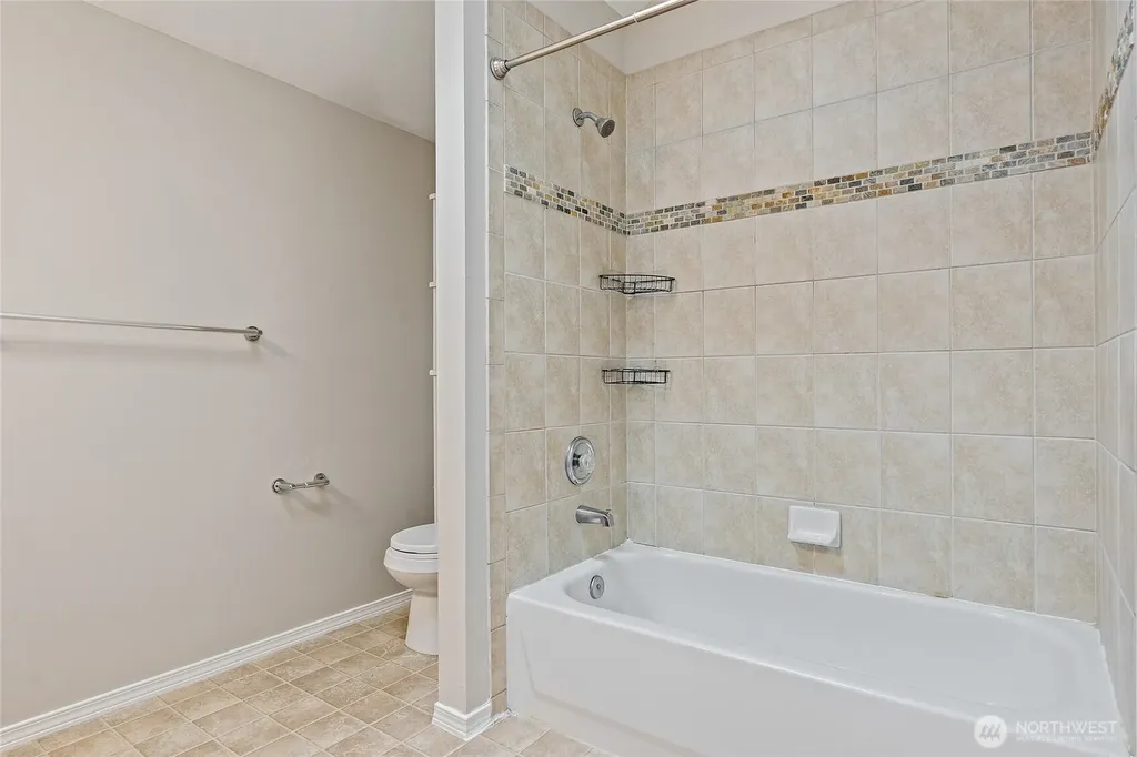 11710 Greenwood Avenue N Seattle WA 98133