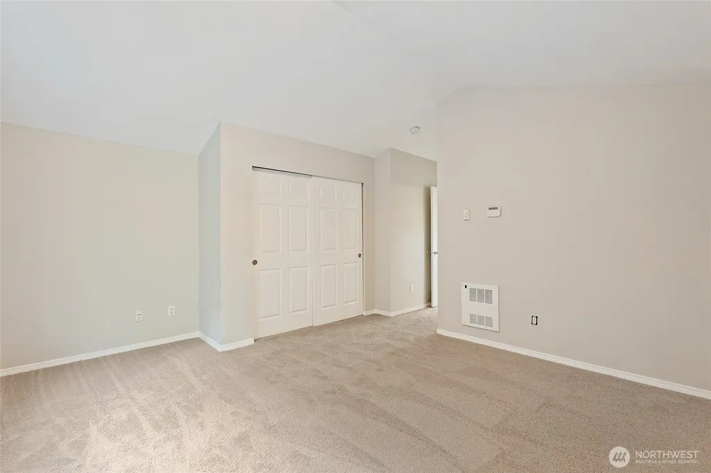 11710 Greenwood Avenue N Seattle WA 98133