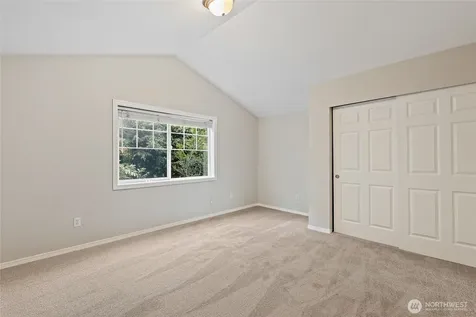 11710 Greenwood Avenue N Seattle WA 98133