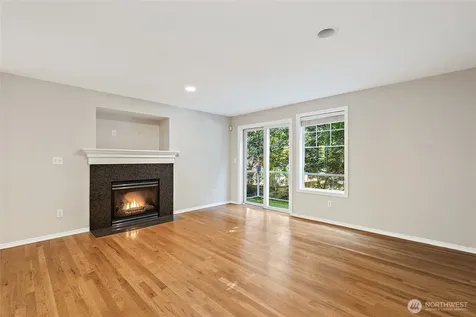 11710 Greenwood Avenue N Seattle WA 98133