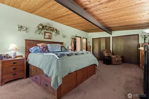 502 Beckett Lane SW Orting WA 98360
