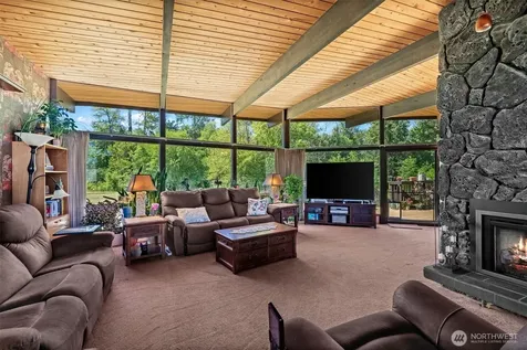502 Beckett Lane SW Orting WA 98360
