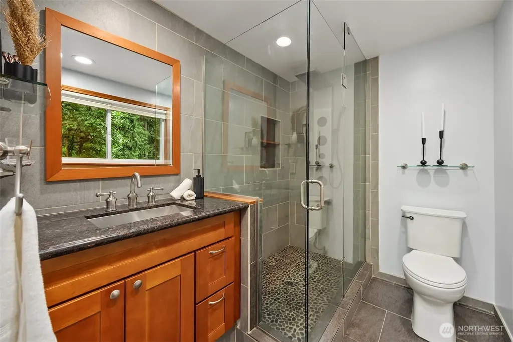 11117 318th Place NE Carnation WA 98014
