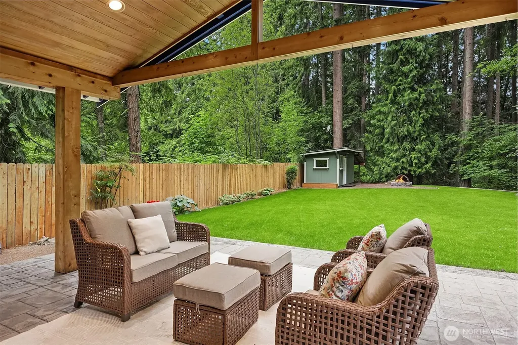 11117 318th Place NE Carnation WA 98014