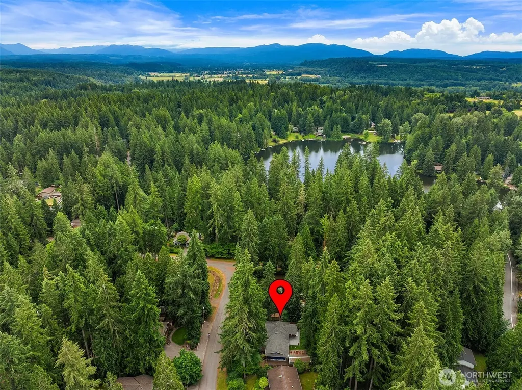 11117 318th Place NE Carnation WA 98014