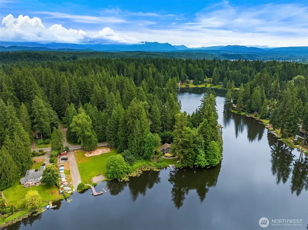 11117 318th Place NE Carnation WA 98014