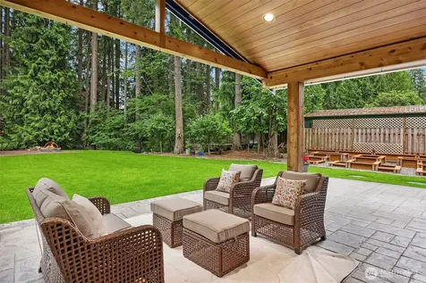 11117 318th Place NE Carnation WA 98014