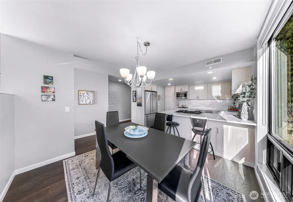 11230 NE 68th Street Kirkland WA 98033