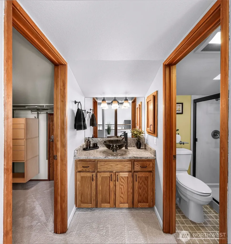 11230 NE 68th Street Kirkland WA 98033
