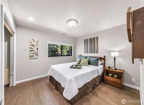 11230 NE 68th Street Kirkland WA 98033