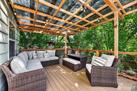 8560 37th Avenue SW Seattle WA 98126