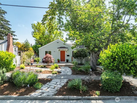 8560 37th Avenue SW Seattle WA 98126