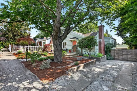 8560 37th Avenue SW Seattle WA 98126