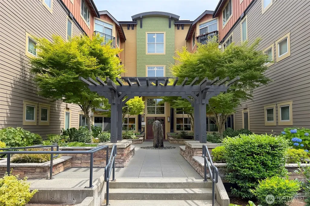 15700 116th Avenue NE Bothell WA 98011