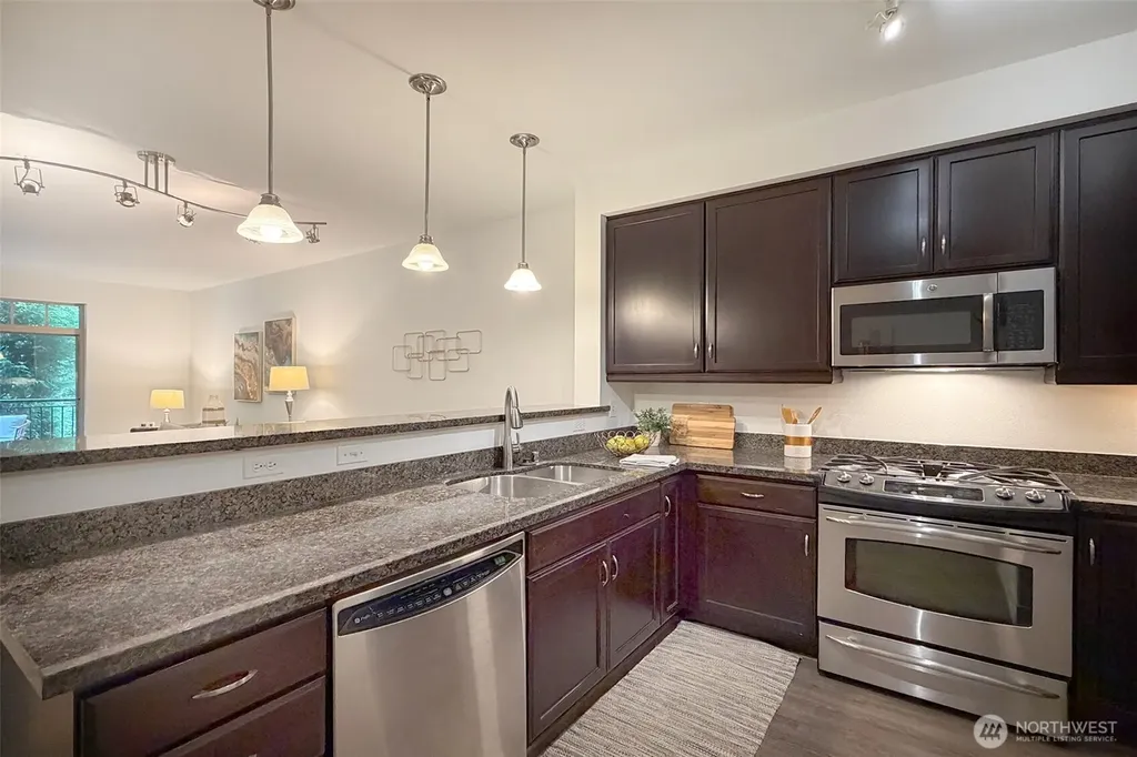 15700 116th Avenue NE Bothell WA 98011