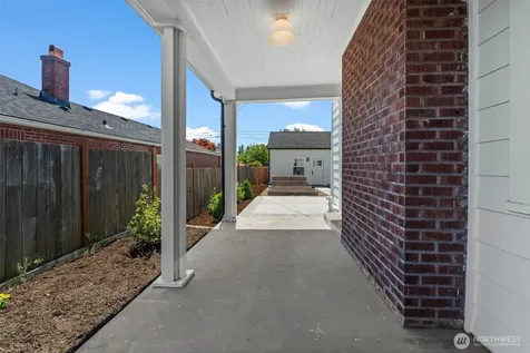 4130 N 37th Street Tacoma WA 98407