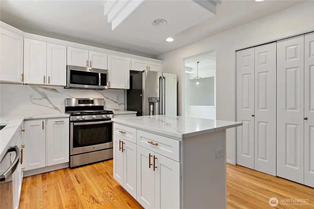 10411 SE 187th Court Renton WA 98055