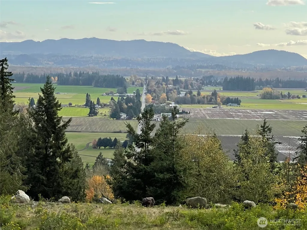 4 Avalon Heights Way Sedro Woolley WA 98284