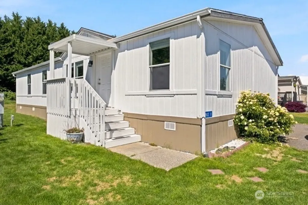 19920 67th Avenue NE Arlington WA 98223