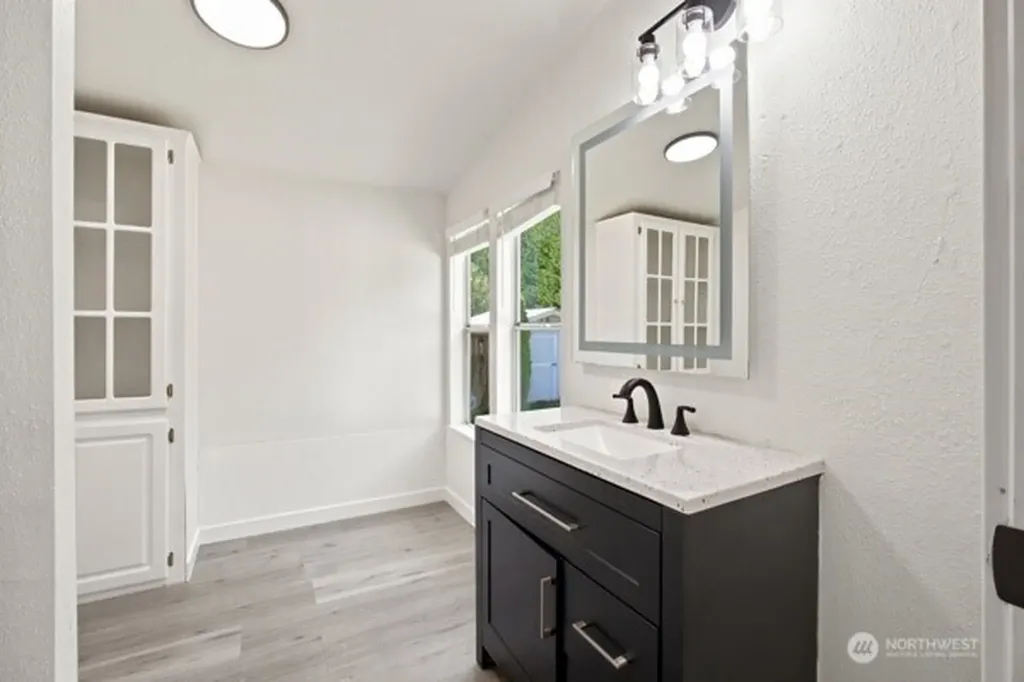 19920 67th Avenue NE Arlington WA 98223