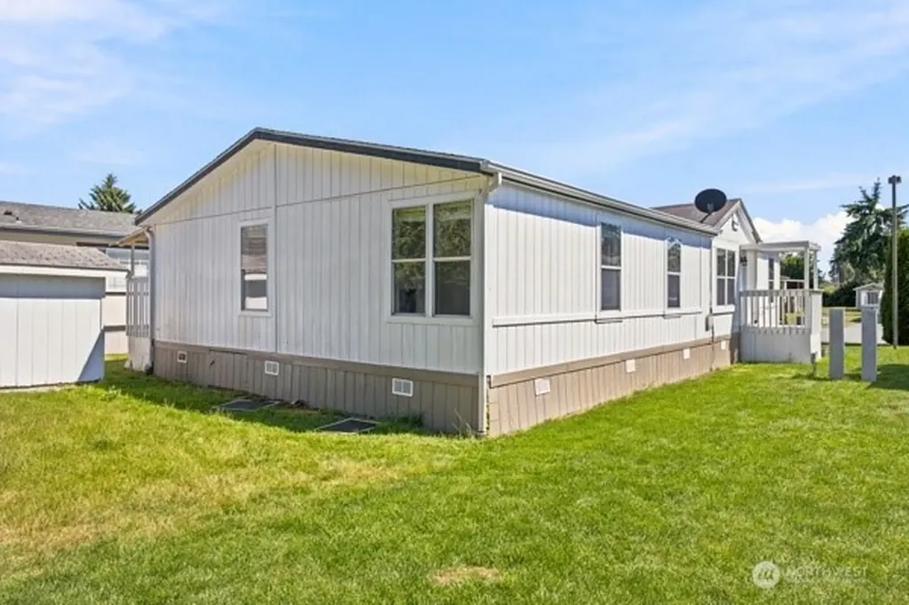 19920 67th Avenue NE Arlington WA 98223