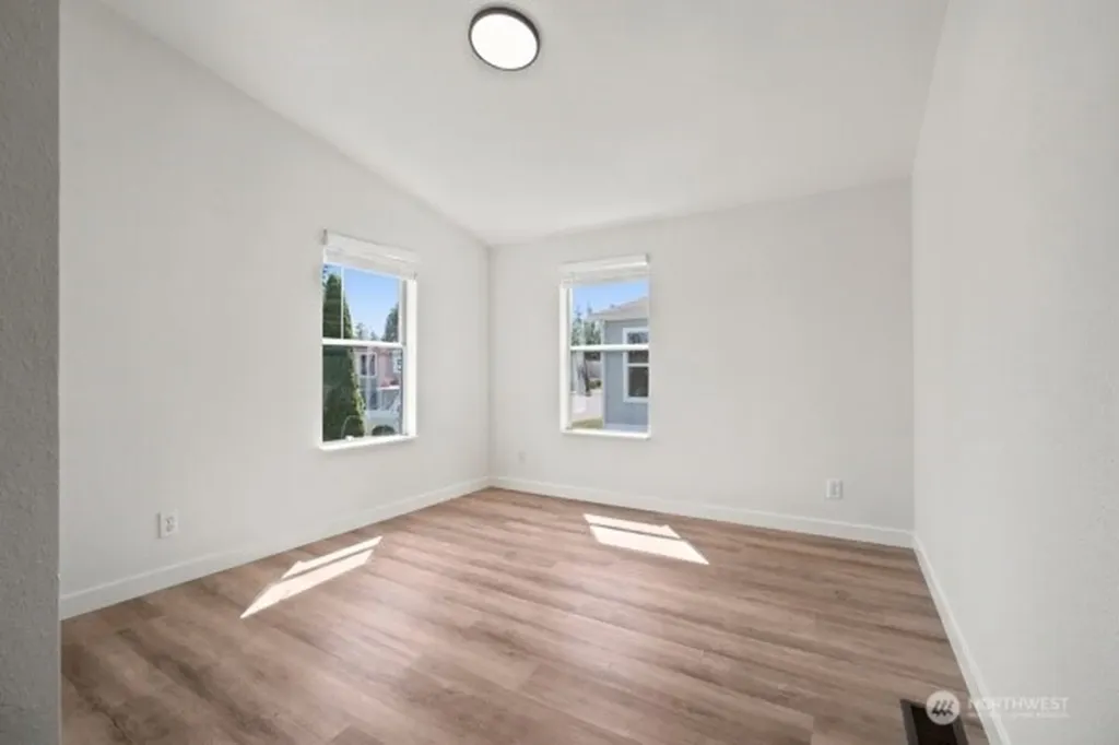 19920 67th Avenue NE Arlington WA 98223