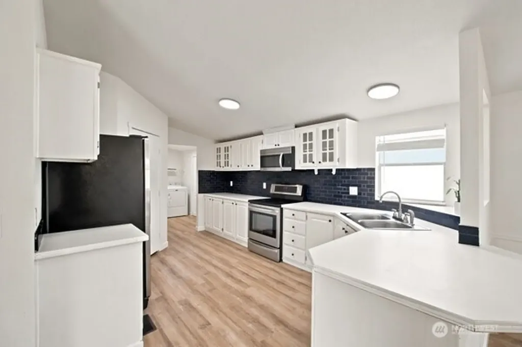 19920 67th Avenue NE Arlington WA 98223