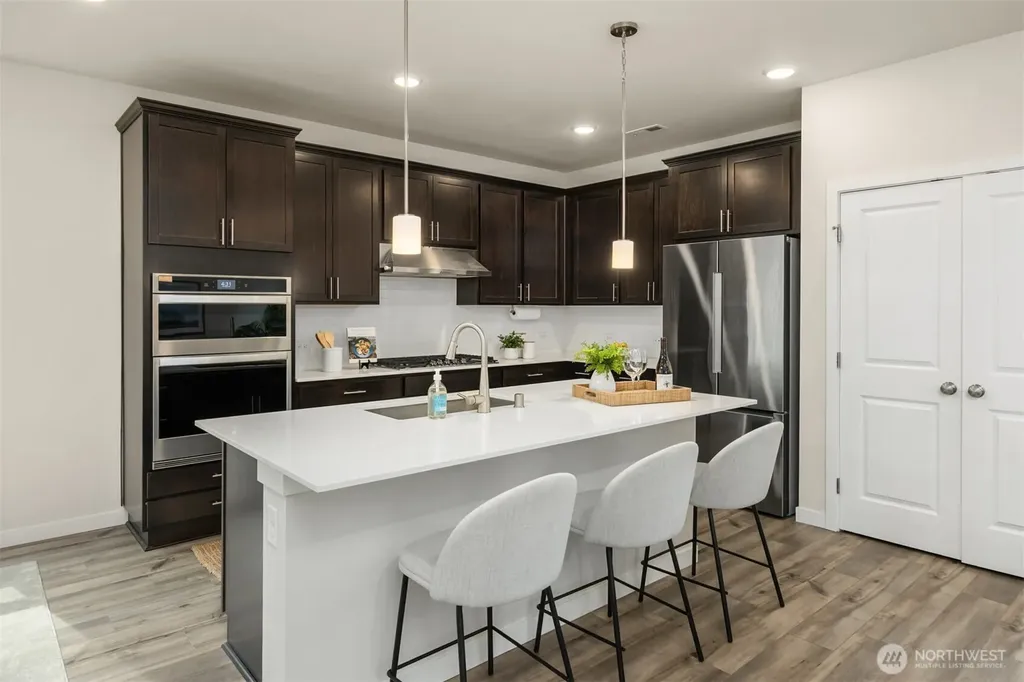 1785 Ashby Avenue NW Poulsbo WA 98370