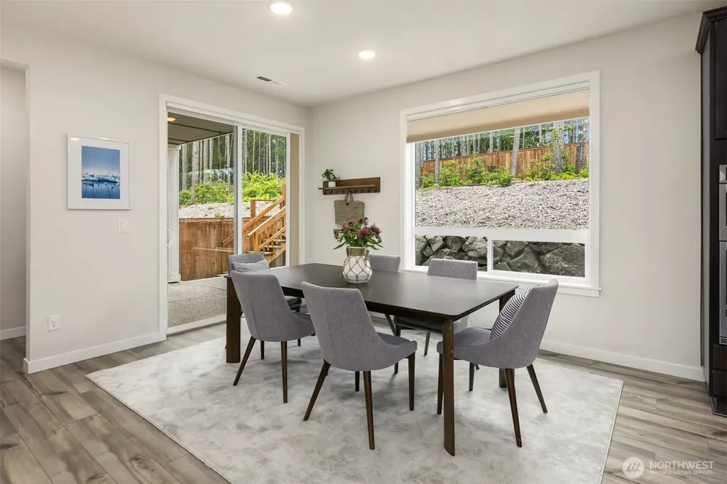1785 Ashby Avenue NW Poulsbo WA 98370
