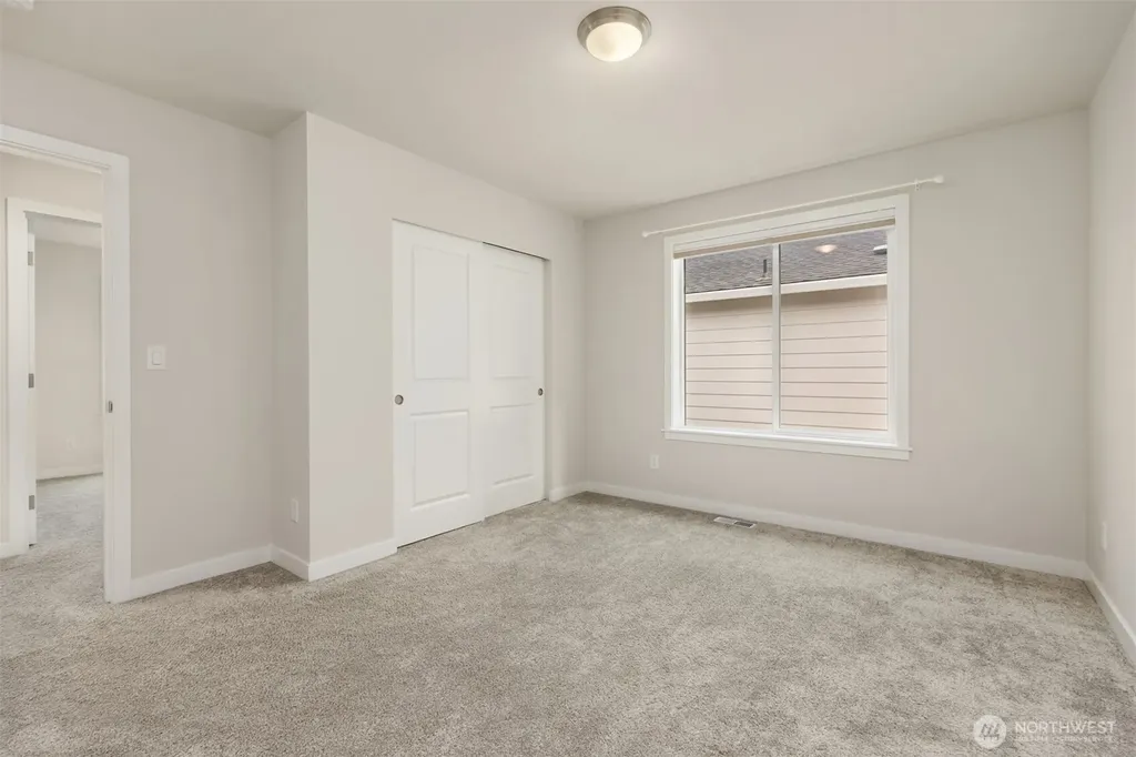 1785 Ashby Avenue NW Poulsbo WA 98370