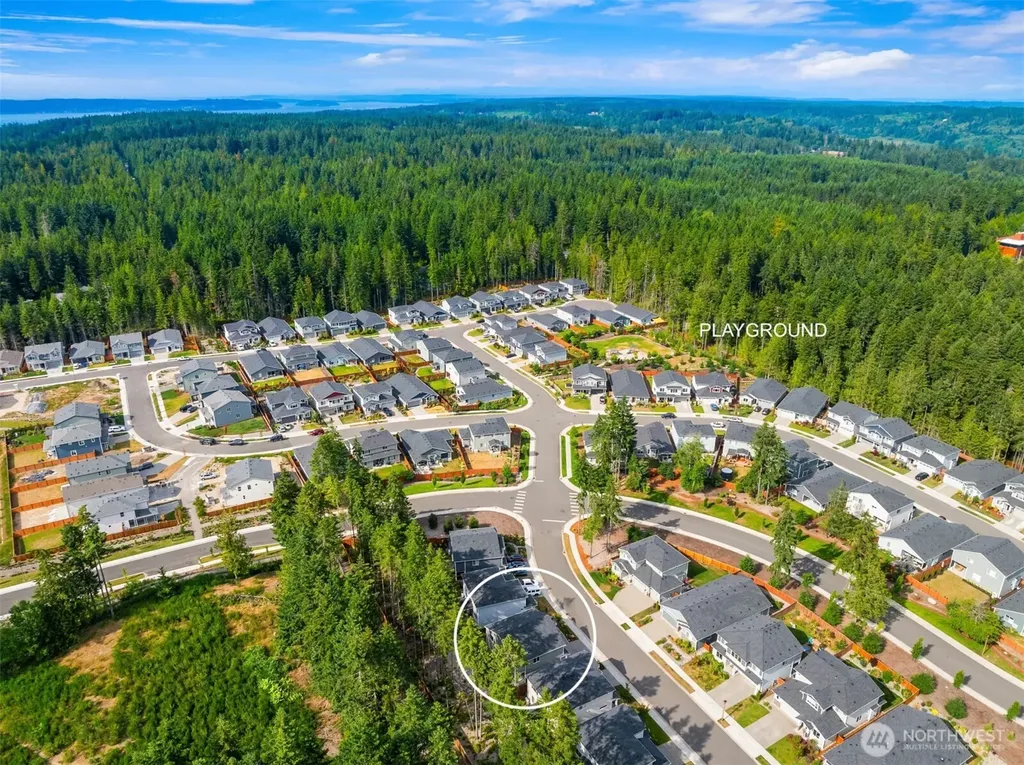 1785 Ashby Avenue NW Poulsbo WA 98370