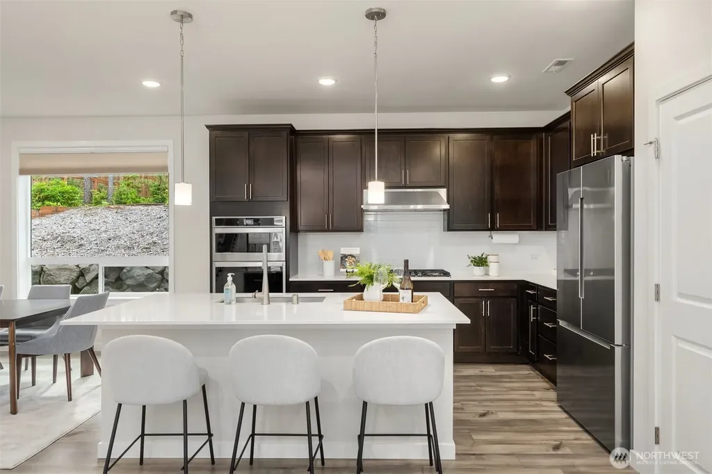 1785 Ashby Avenue NW Poulsbo WA 98370