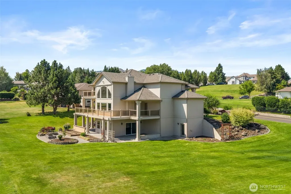 3675 Westridge Place Wenatchee WA 98801