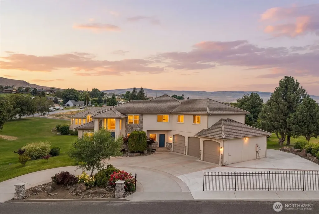 3675 Westridge Place Wenatchee WA 98801
