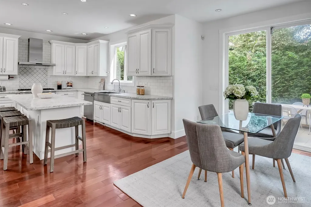 5906 111th Place NE Kirkland WA 98033