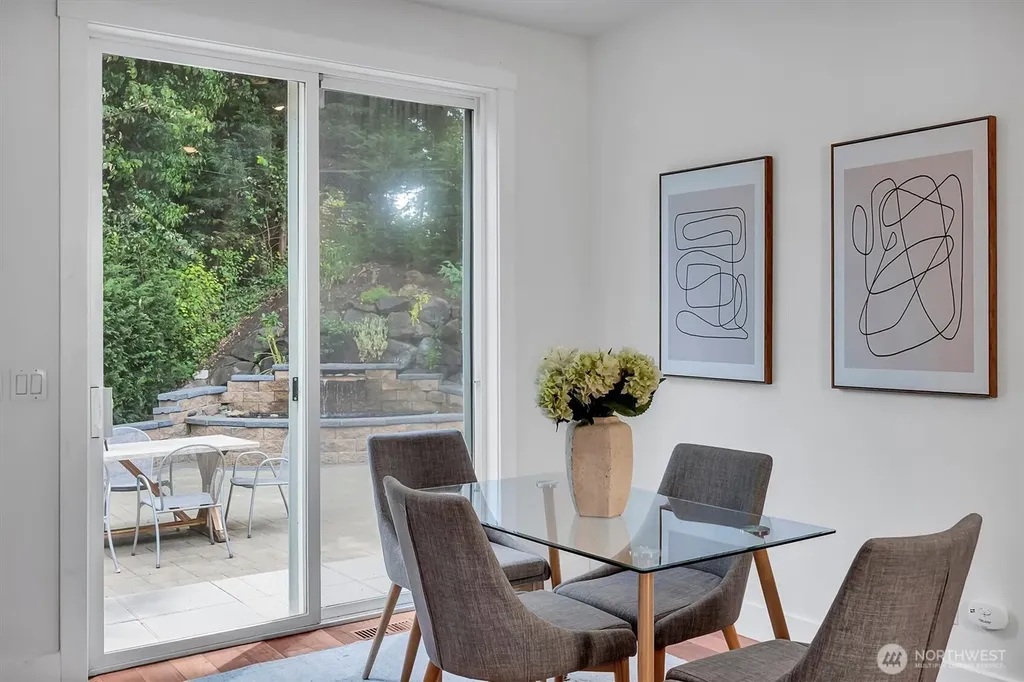 5906 111th Place NE Kirkland WA 98033
