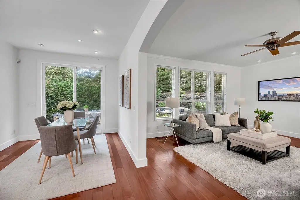 5906 111th Place NE Kirkland WA 98033