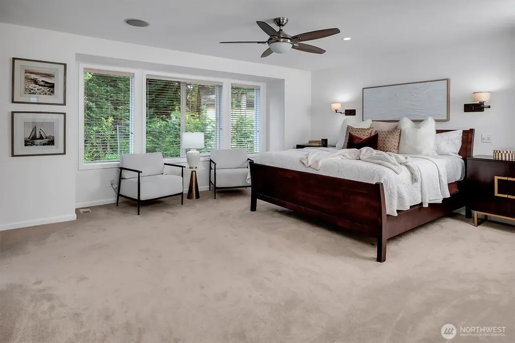 5906 111th Place NE Kirkland WA 98033