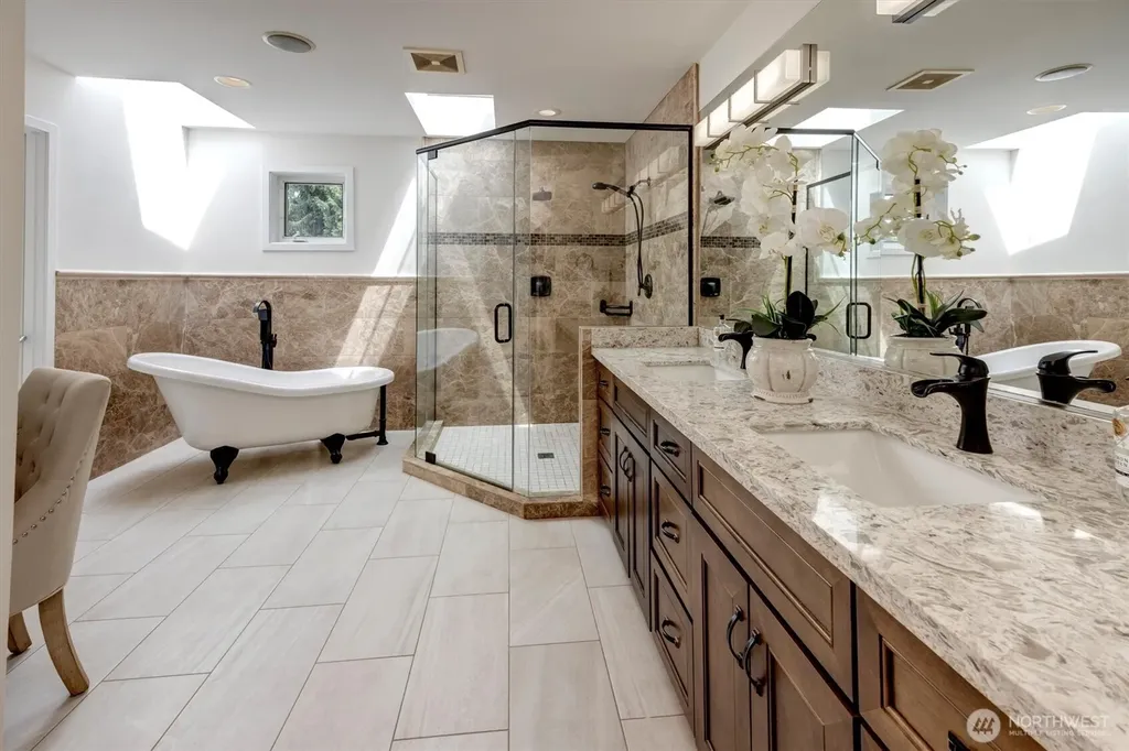 5906 111th Place NE Kirkland WA 98033