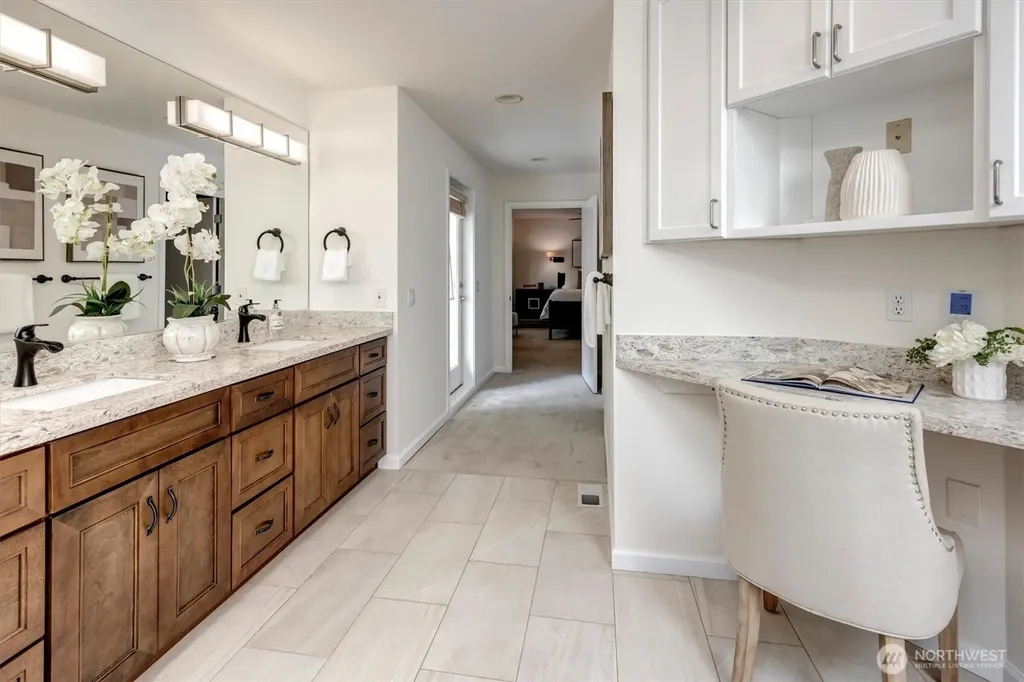 5906 111th Place NE Kirkland WA 98033