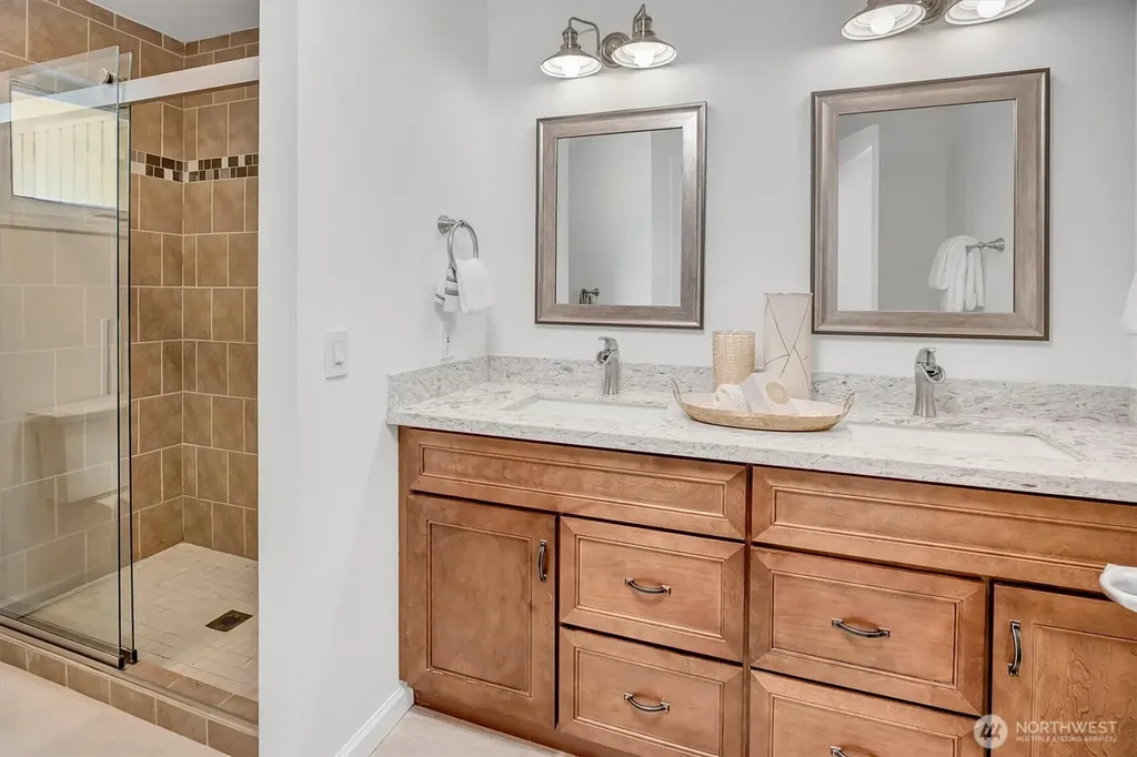 5906 111th Place NE Kirkland WA 98033