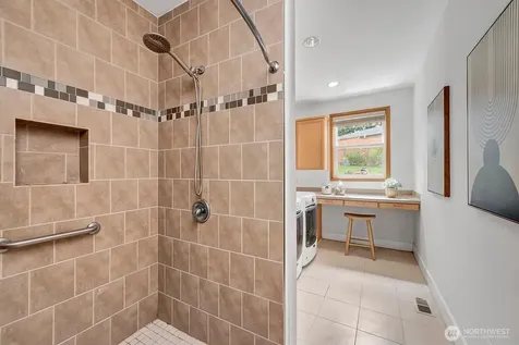 5906 111th Place NE Kirkland WA 98033