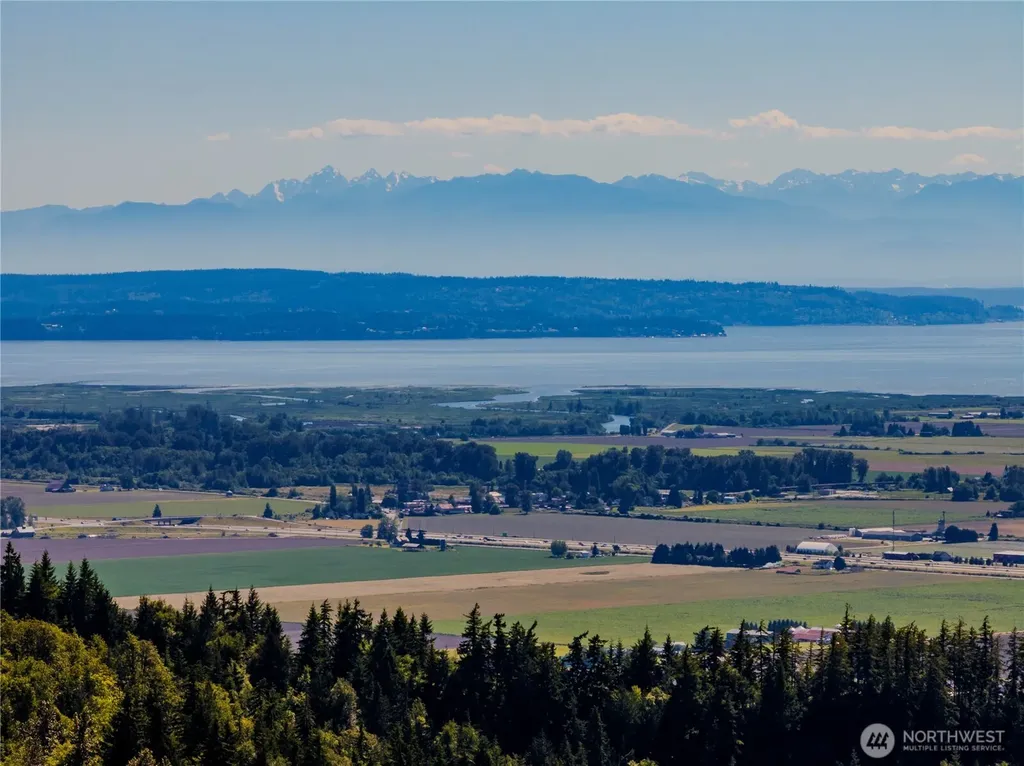 0 Redstone Way Mount Vernon WA 98274