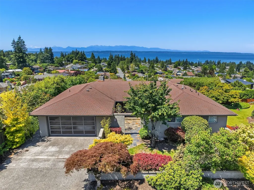 227 Highland Drive Edmonds WA 98020